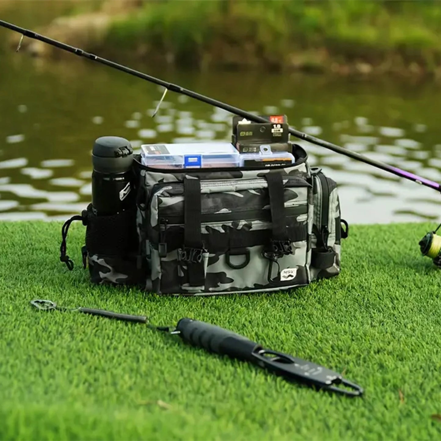 Multifunction Waterproof Fishing Bag: